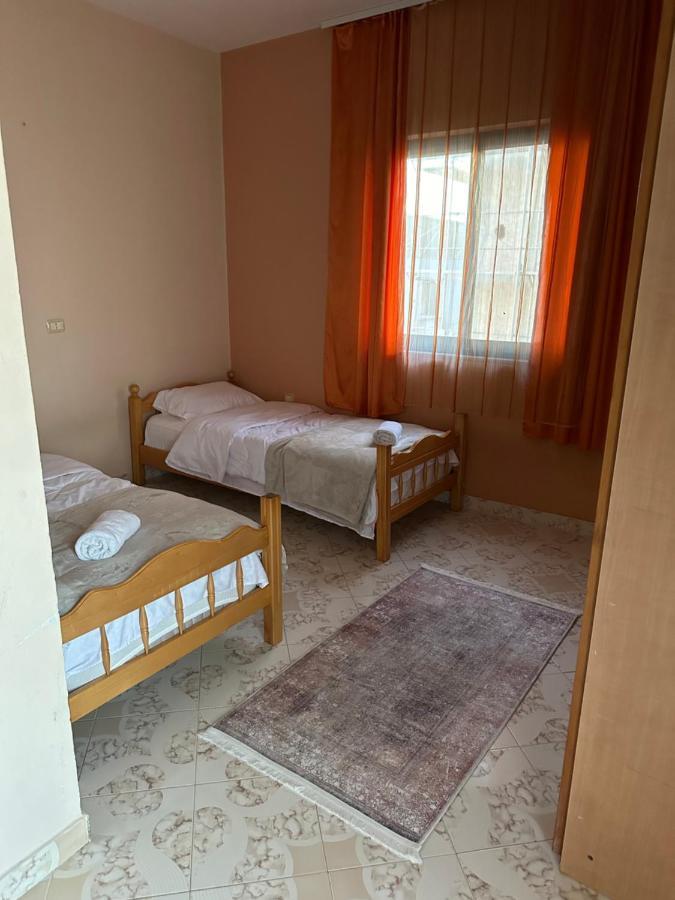 Hostel Rinas Eksteriør billede