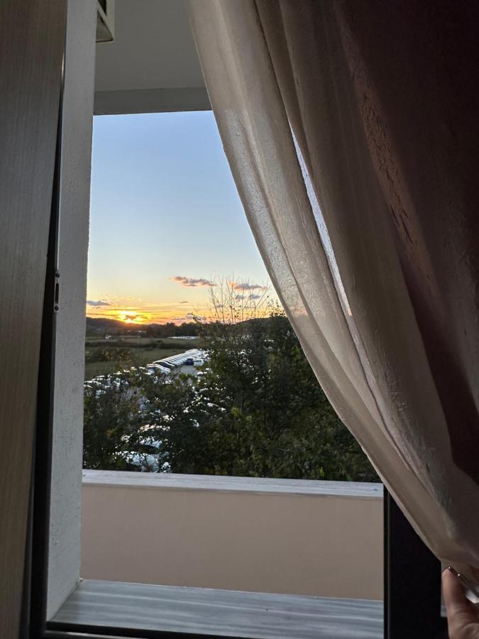 Hostel Rinas Eksteriør billede