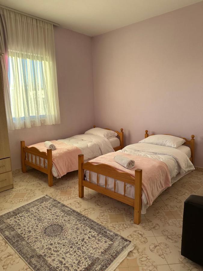 Hostel Rinas Eksteriør billede