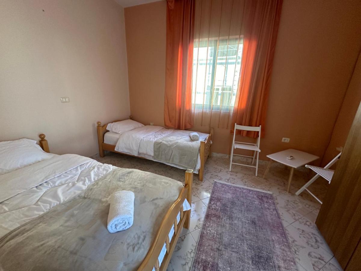 Hostel Rinas Eksteriør billede